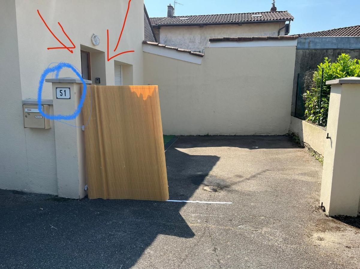 Le Petit Prince , Jolie Maisonnette Terrasse Netflix Parking Prive Jeux De Societe Bourg-en-Bresse Exterior photo